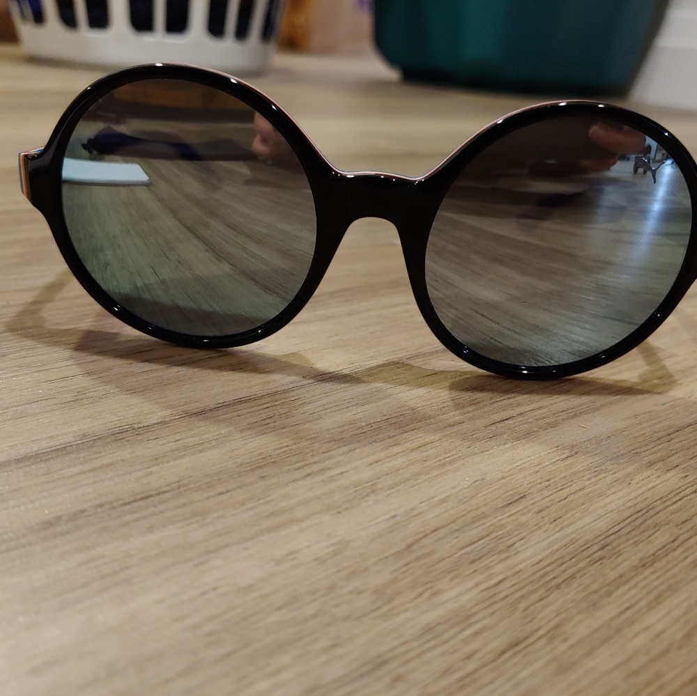 Puma Britz Sunglasses - Picture 3 of 8